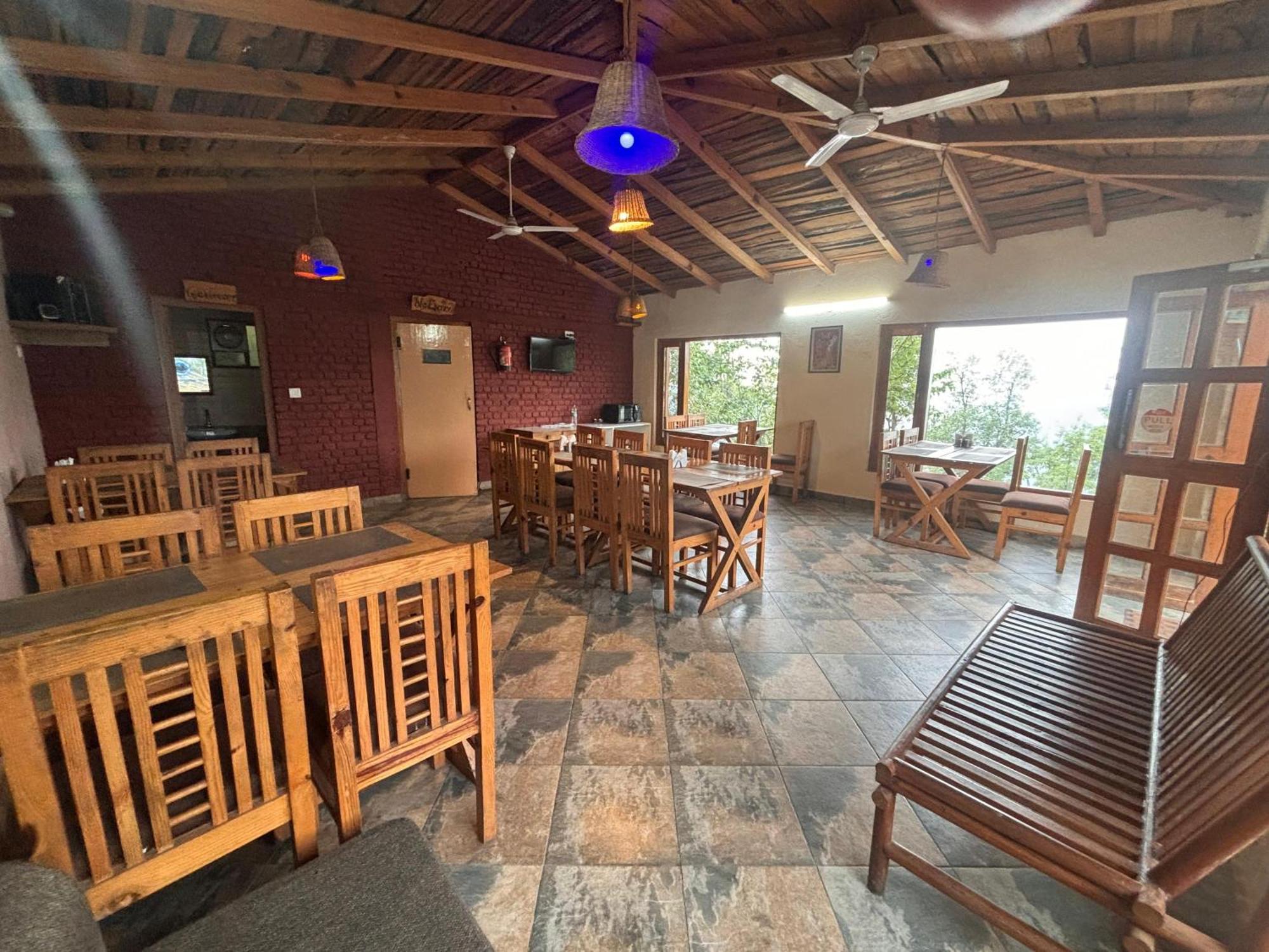 Pragati Resort & Restaurant- Eden Of Kumaon Bhowali エクステリア 写真